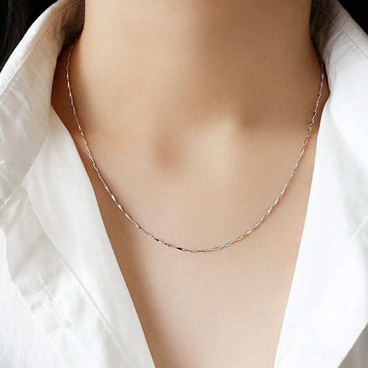 チェーンネックレス